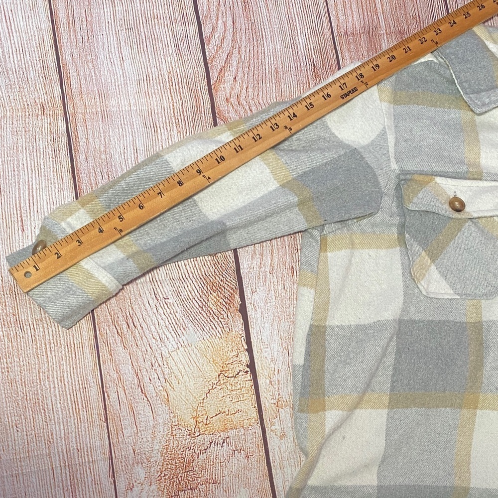 Emma’s Expressions Women’s Small Plaid Shacket Button Front Jacket - Picture 8 of 8
